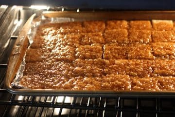 Toffee Crackers: Sweet &Amp; Crunchy Toffee Crackers - Healthsoothe