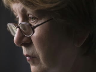 6 Warning Signs You May Be Wearing Wrong Prescription Glasses 6 Warning Signs You May Be Wearing Wrong Prescription Glasses