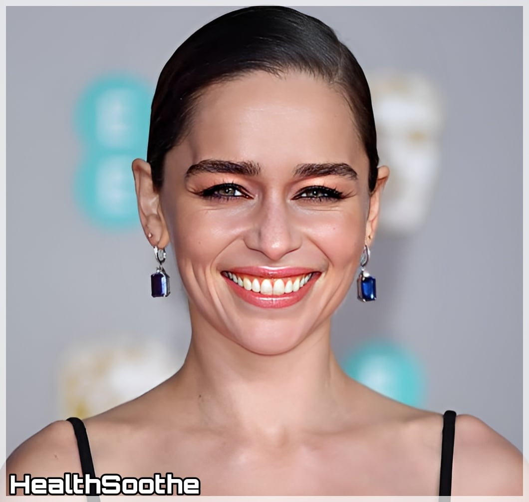 7 Famous Celebrities That Have Achieved And Maintained A Weight Of 115 Lbs In Kg (52.1 Kg) Celebrities Who Weigh 115 Lbs In Kg