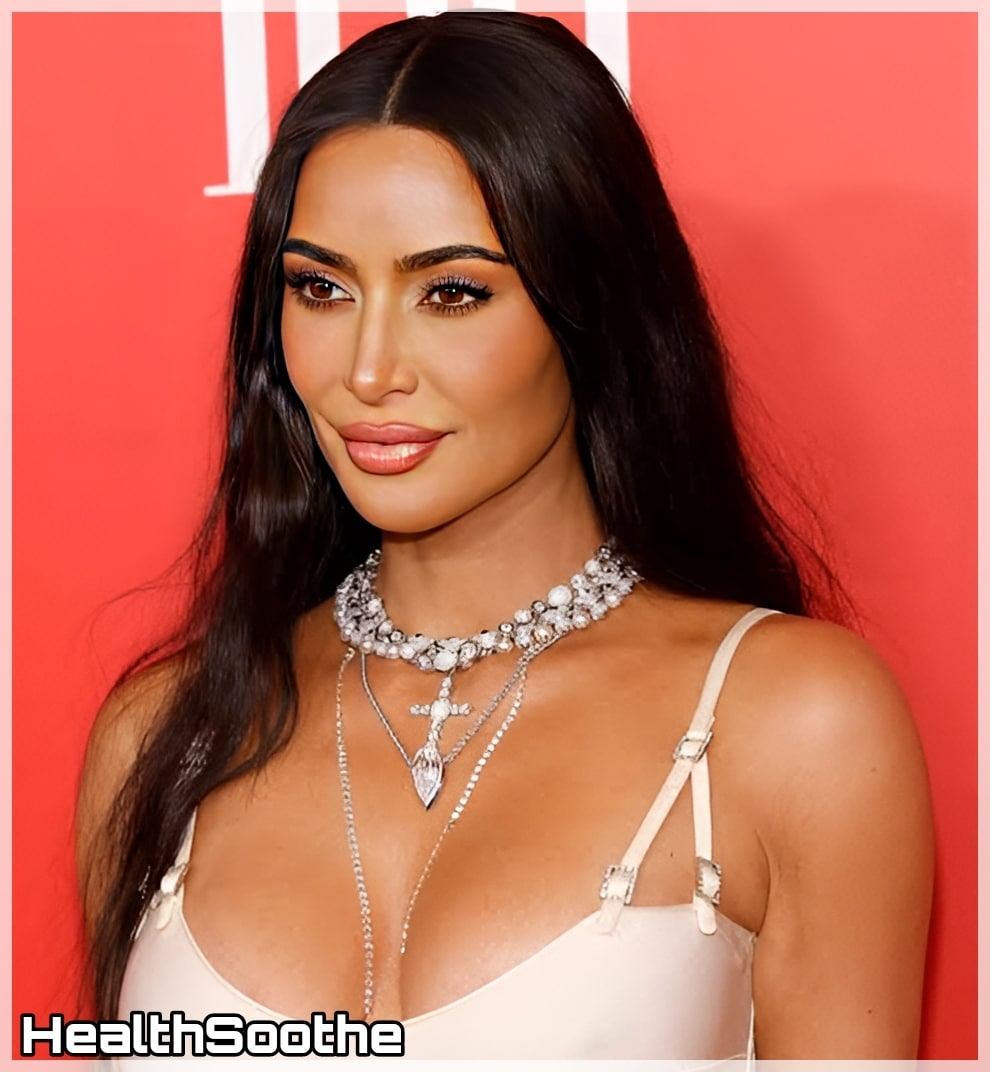 7 Famous Celebrities That Have Achieved And Maintained A Weight Of 115 Lbs In Kg (52.1 Kg) Celebrities Who Weigh 115 Lbs In Kg