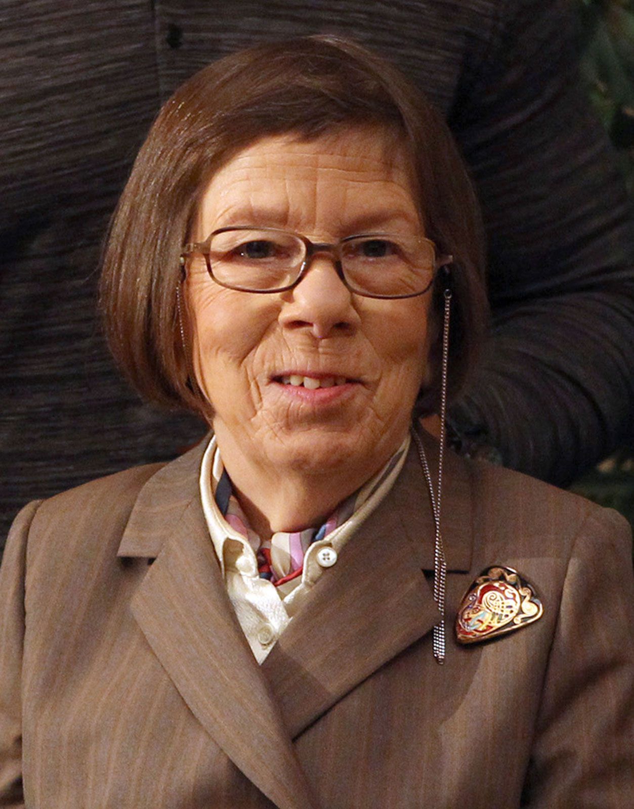 Top 10 Des Célébrités Atteintes Du Syndrome De Turner Linda Hunt - Top 10 Des Célébrités Atteintes Du Syndrome De Turner