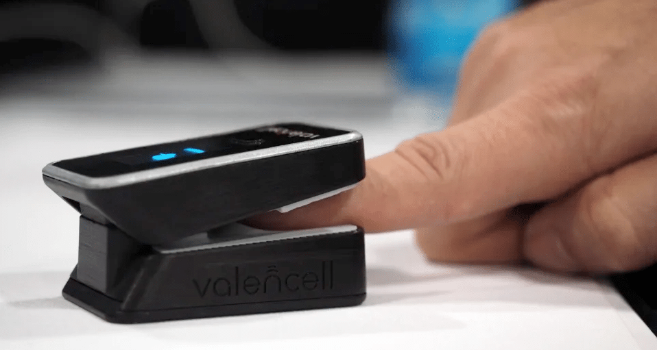 Valencell Blood Pressure Monitor | Introducing The World'S First Cuffless Blood Pressure Monitor In A Finger Clip (Features, Availability, And Fda Decision) Valencell Blood Pressure Monitor - Healthsoothe.com